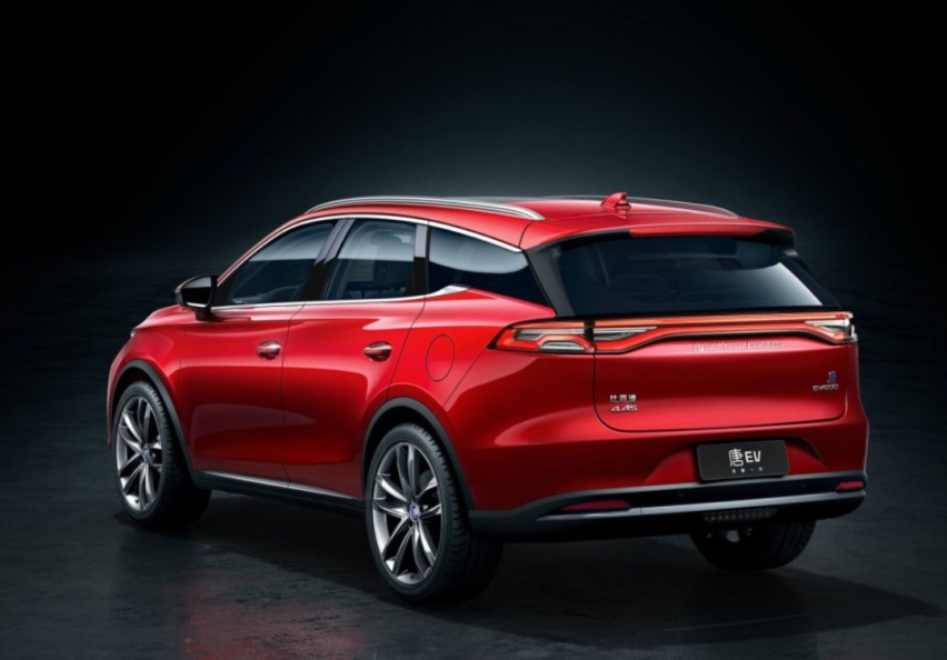 降价引发维权，特斯拉无惧风波，马斯克亲自交付Model 3？
