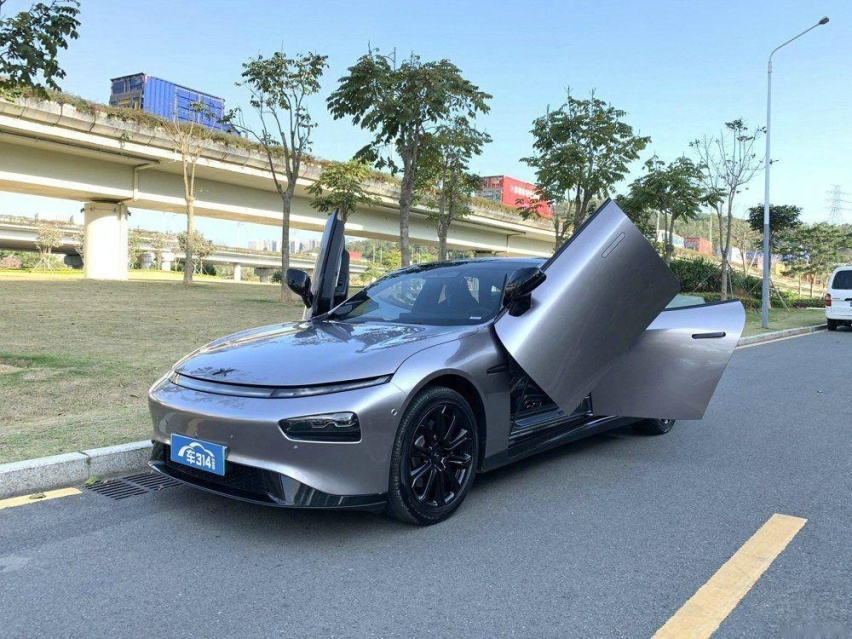30万以下中型车，小鹏P7、长安深蓝SL03、海豹怎么选？