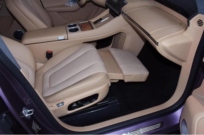 智界 R7 上市售25.98万起，续航802km，竞争Model Y能