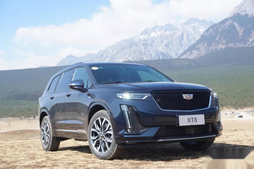 对比凯迪拉克XT6和全新汉兰达！谁才是30万级高品质SUV最优选？