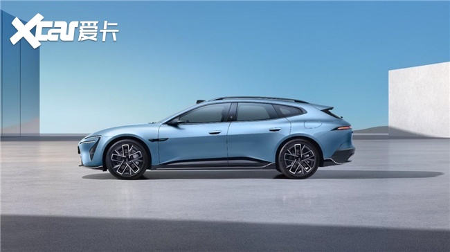 阿维塔06T全面解析20万级运动轿车迎来技术革新(图1)