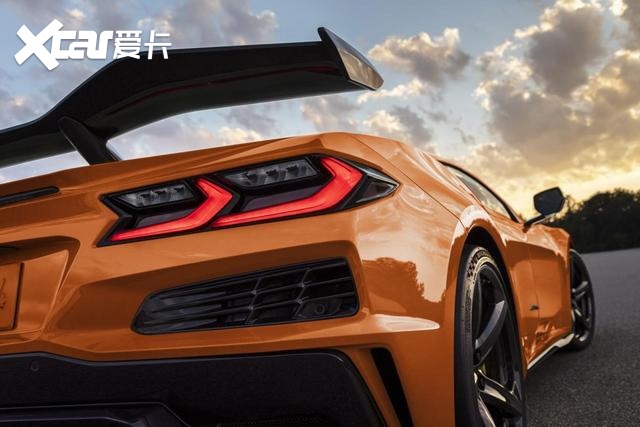 末代自吸超跑科尔维特Z06，搭载史上最强5.5L V8