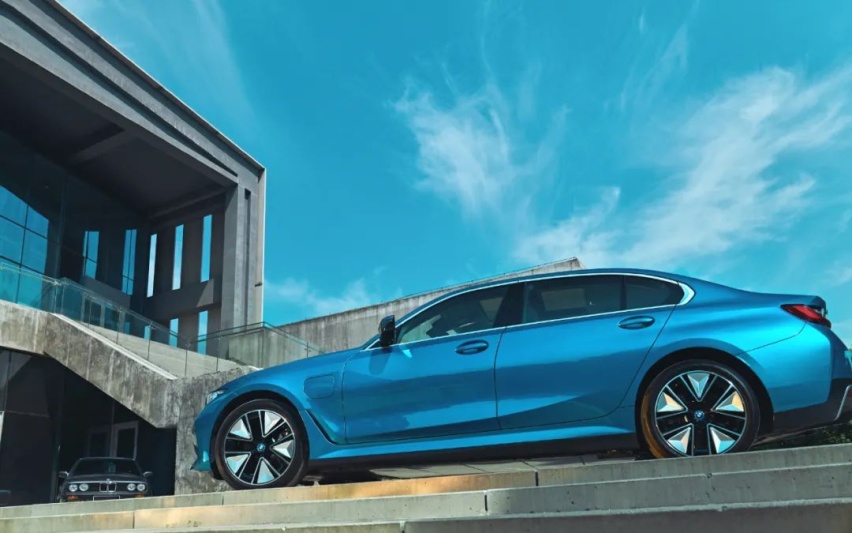 BMW蓝色车漆大合集！总有一款是你喜欢的！