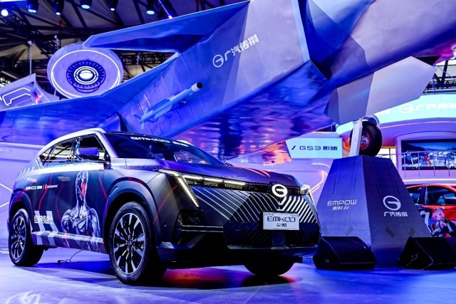 还有粉丝不知道的吗？这是卡琳娜也点赞的SUV！