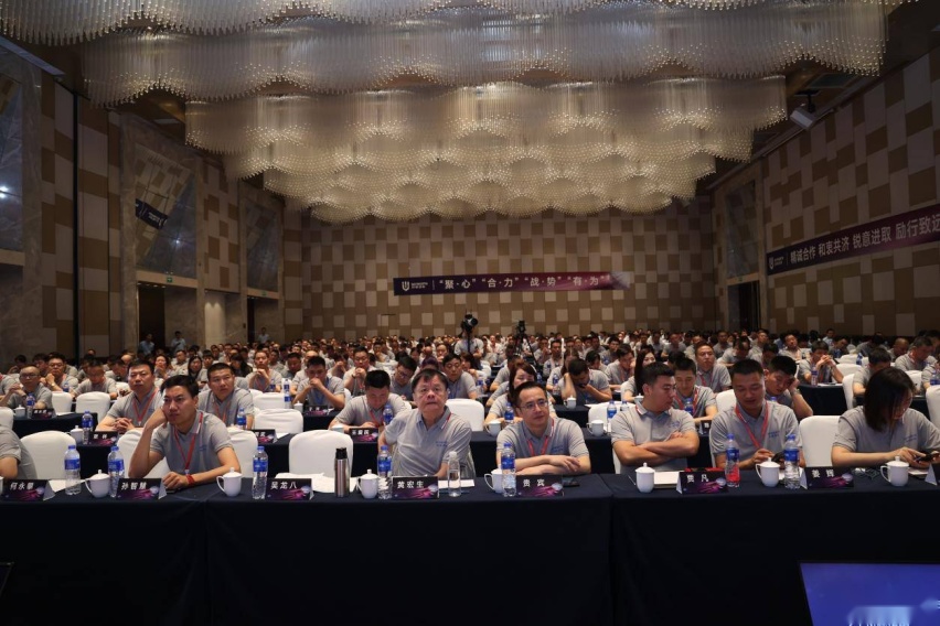 高压快充技术+小维GPT正式发布亮相，创维汽车开启全新科技出行时代