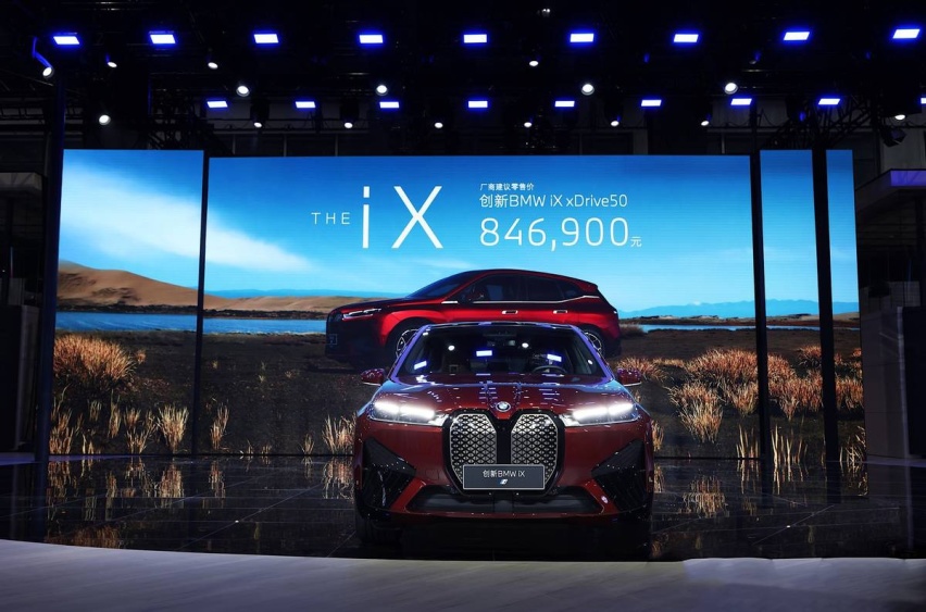 真正的科技旗舰，创新BMW iX搅动豪华大型电动SUV市场