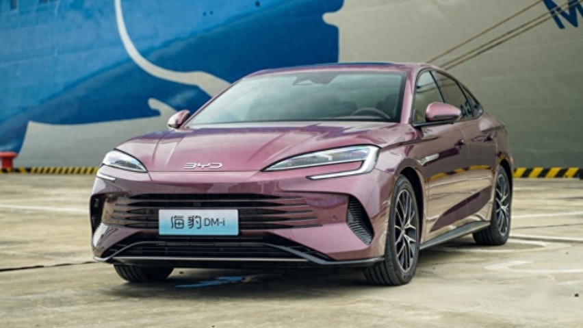 养车比凯美瑞省5千/年，海豹DM-i算最省钱的混动B级车？