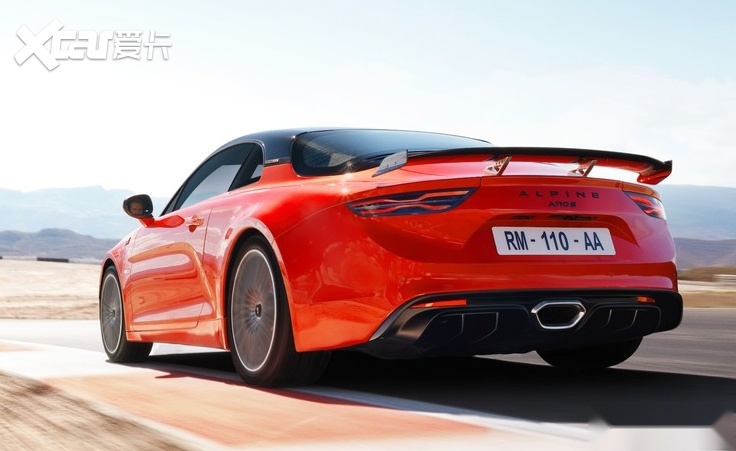 中置后驱、1.8T机头、5秒内破百，雷诺Alpine A110官图发布