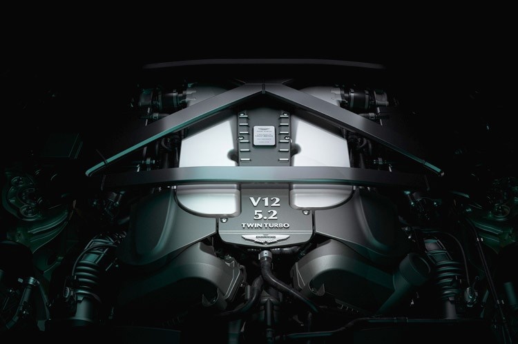 搭载5.2T双涡轮V12发动机 阿斯顿·马丁V12 Vantage官图