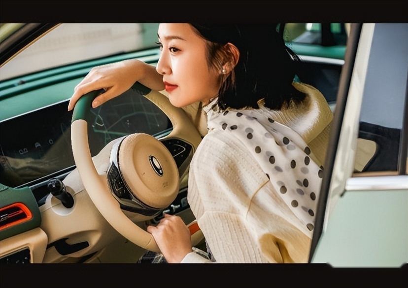 颜值进阶/配置升级 2022款欧拉好猫莫兰迪版14.1万元起