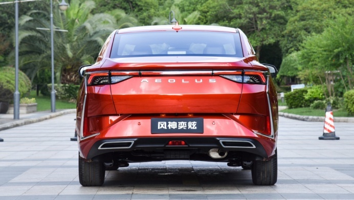 除了奥迪A8，这6款车的尾灯也可媲美Panamera