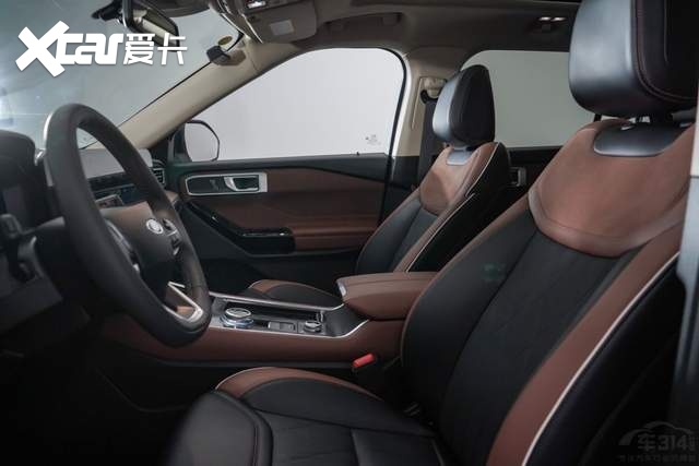 35万买大六座SUV,全新探险者对比理想ONE,选谁?