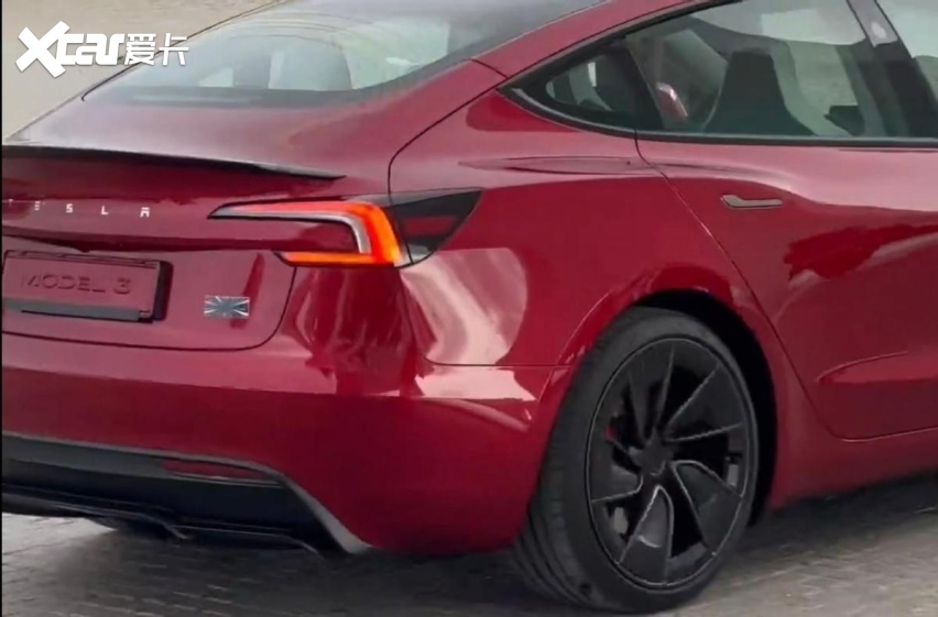 Model 3高性能版实车曝光，外观/动力升级，预计今年二季度推出