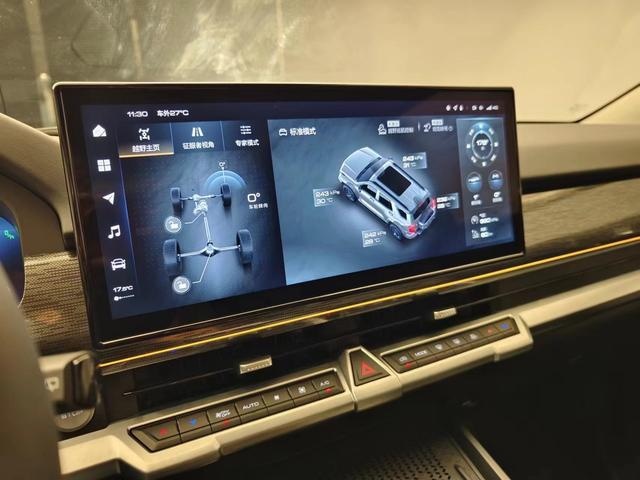 坦克400 Hi4-T正式上市 售价27.98-28.98万