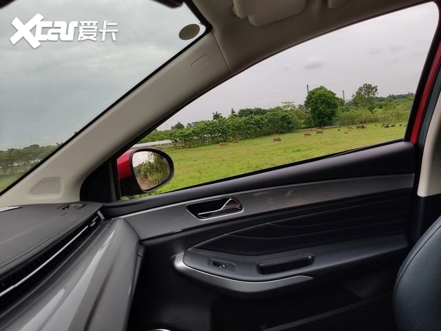 小轿车，大作为，试驾奇瑞艾瑞泽5 Pro