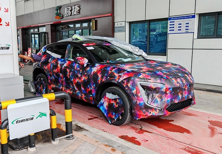要买Model Y的可以再等等，3款自主对标产品来了！