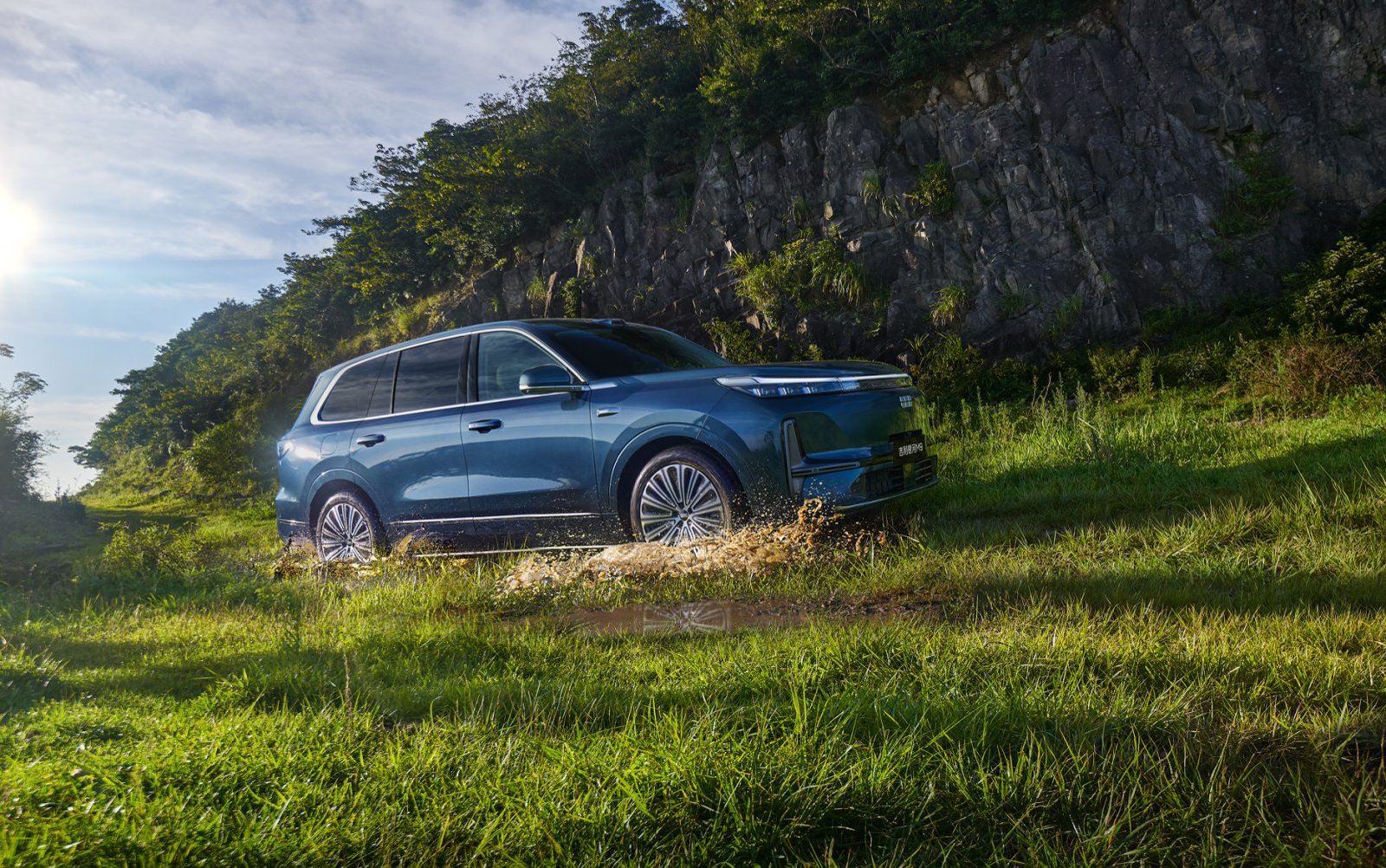 ���a��9ϵ�������³ɆT�������y�� M9 ��ʽ���У���ȫ��AI�������x��