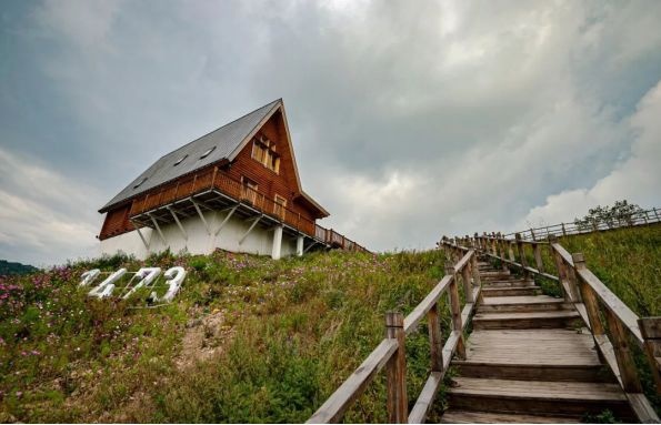 CHU去玩 |  周末，一个人， 开着柯迪亚克邂逅一场野奢