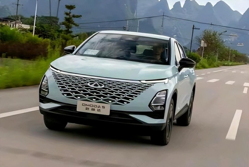 时尚轿跑SUV，奇瑞欧萌达正式上市！
