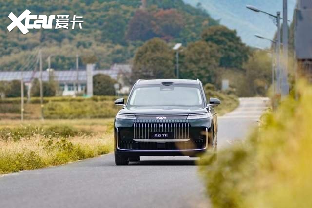 大六座SUV“井喷”,风云T11的用户价值分析