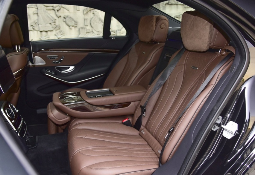 冰火两重天，解析AMG S 63 L，西装下的真实性格