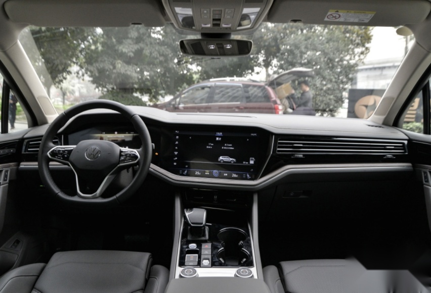 路虎发现、途锐、XC90，近期降价最狠的3款豪华中大型SUV盘点