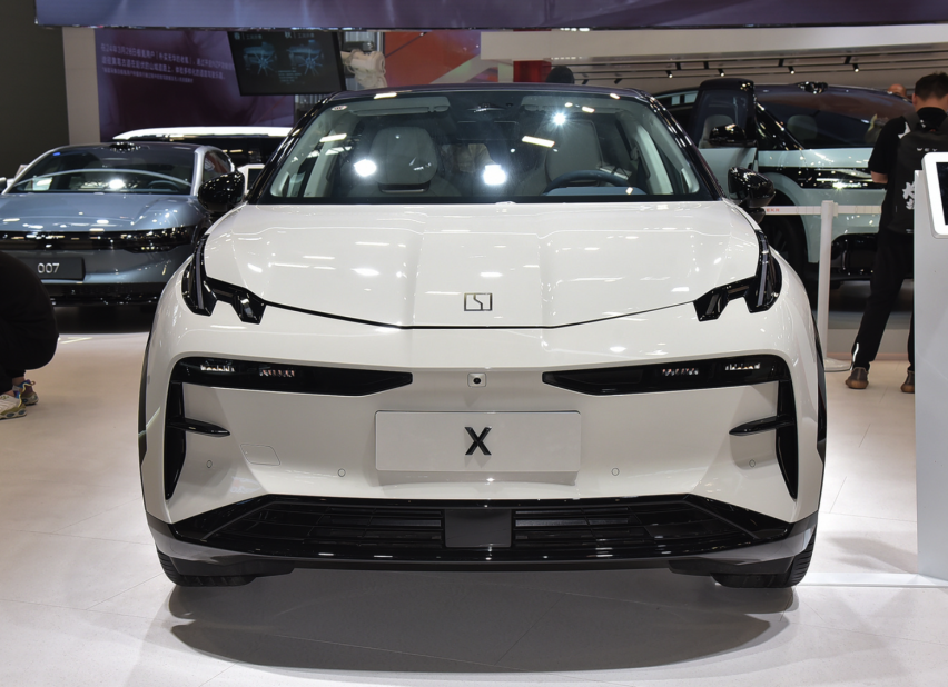 2025款极氪X正式上市共三款车型，售价20万-22万元，值得入手