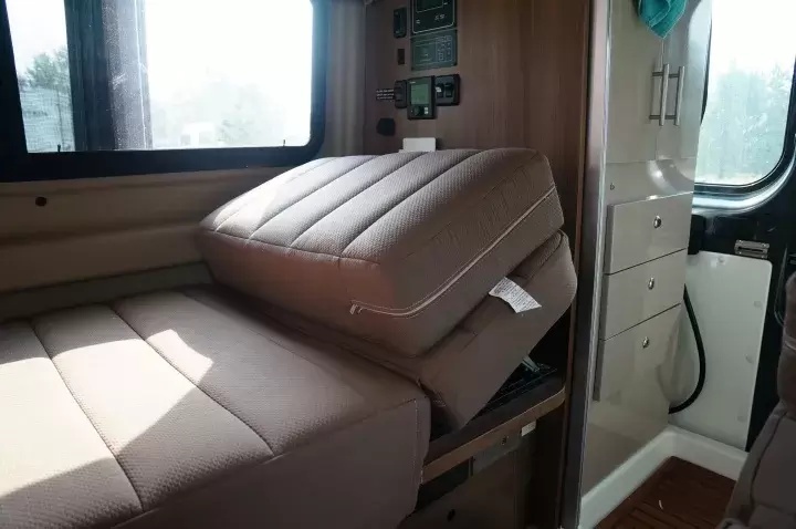 Winnebago Travato 59K房车深度体验：睡过多日方知好