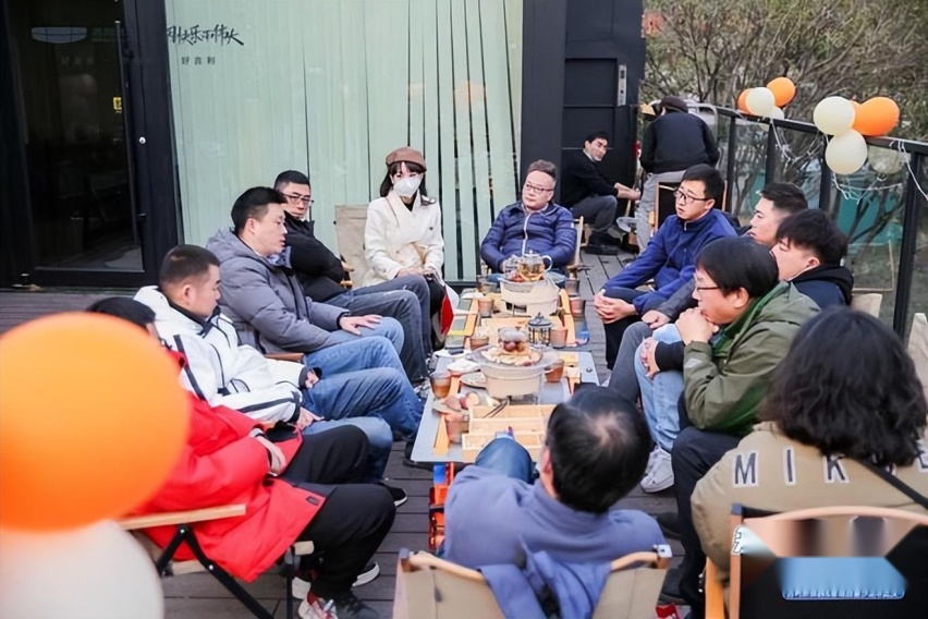 “知己相约 感恩相伴”吉利新缤越&星瑞品鉴沙龙温暖收官！