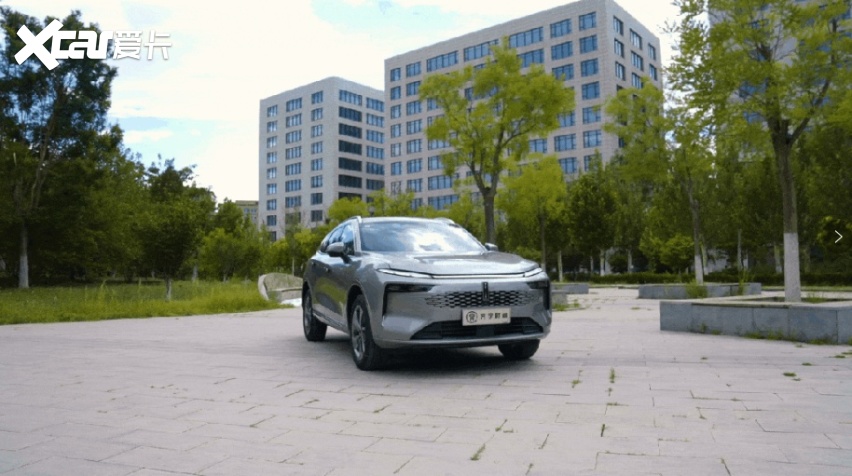 新锐大五座插混SUV，这两款该怎么选择？