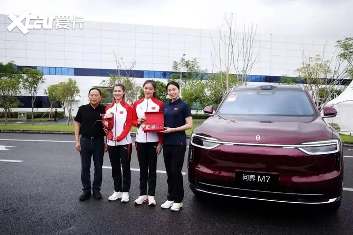 问界 M7 让用户进厂验好车！上市 72 小时就交付