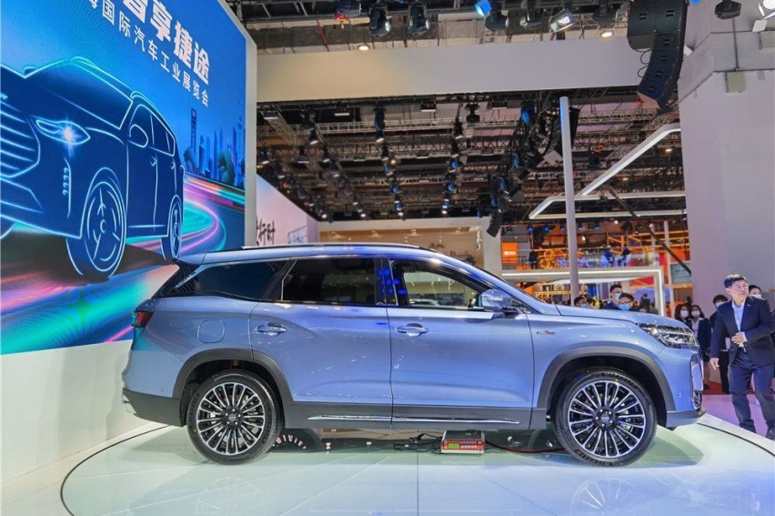 都是自主中型SUV，捷途X90 PLUS、瑞虎8和豪越选谁好？