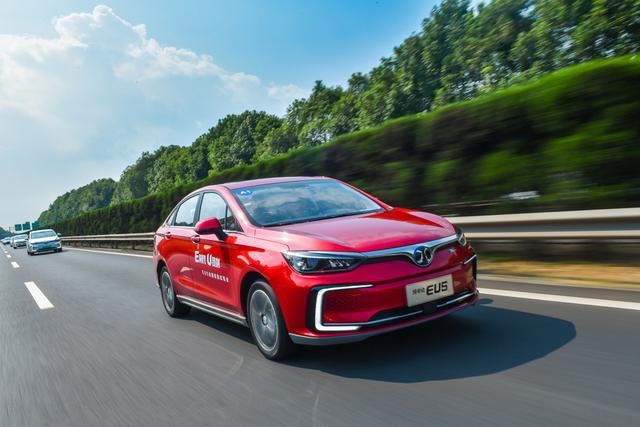 WEY轿跑SUV、博越PRO领衔，成都车展重点新车抢先一览