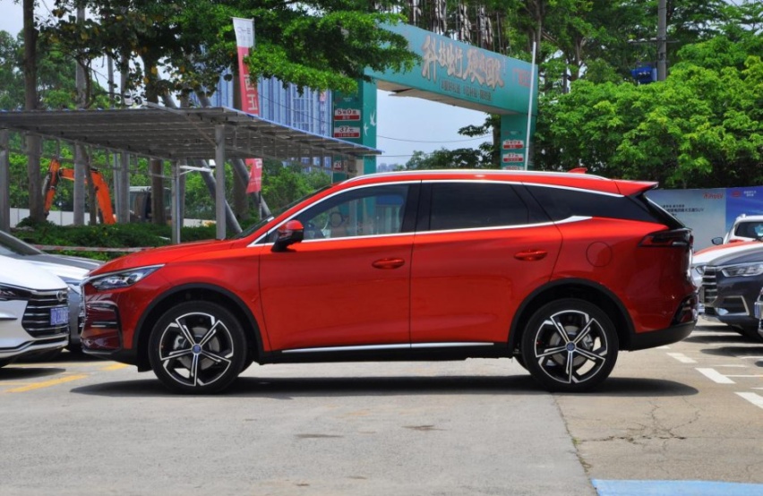 20万7座SUV，亏电油耗5.5L，比亚迪唐DM-i购车手册