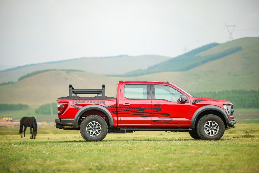 塞上驭“猛”，夏日逐风 全新一代福特F-150猛禽实车亮相