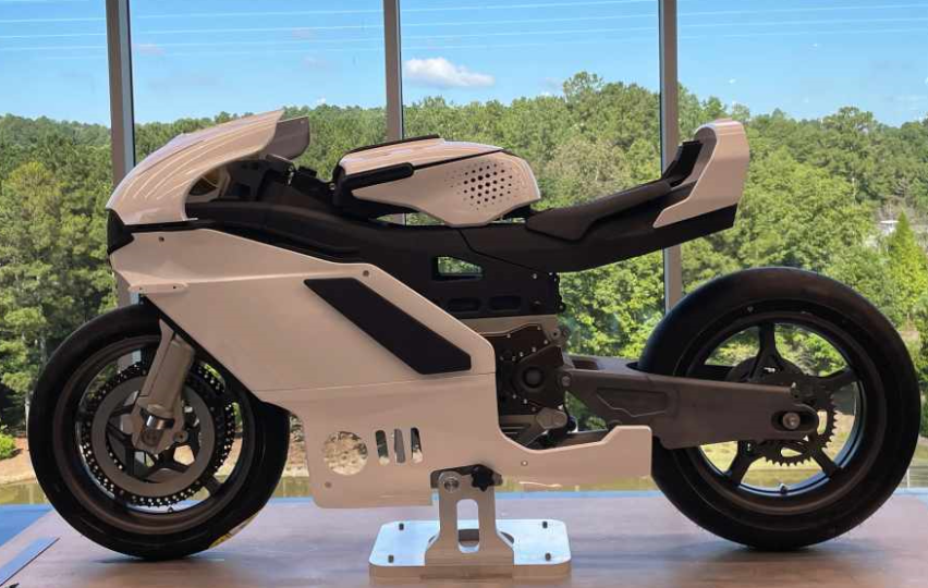 杜卡迪推概念摩托，整车3D打印，具备机械增压动力可达137马力