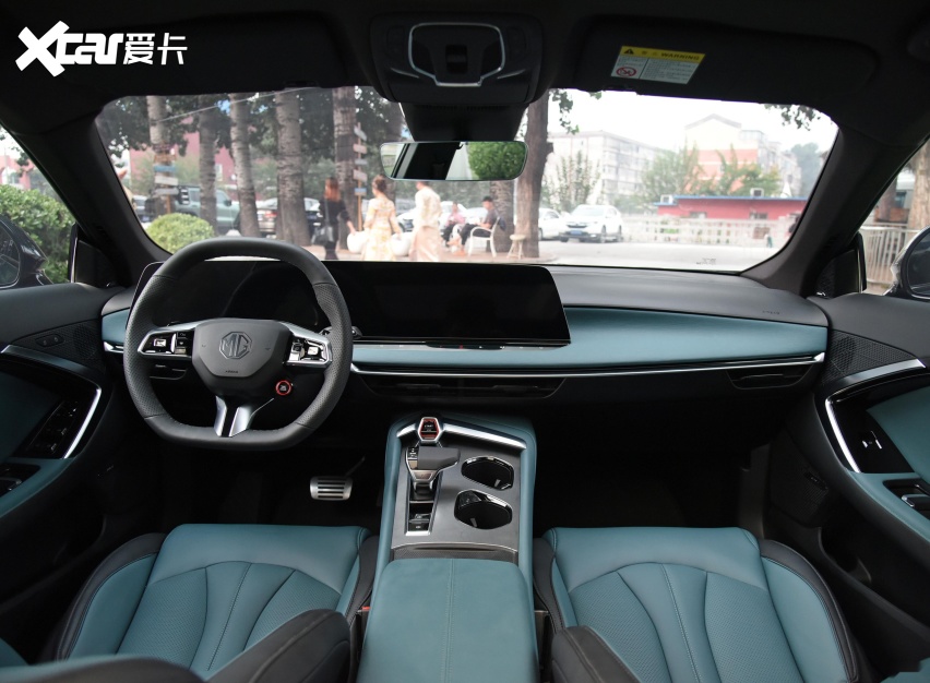 配贯穿式双联屏 MG7内饰正式亮相 科技感十足