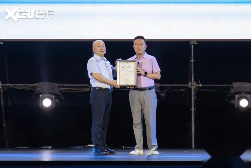MAZDA EZ-60激光版正式上市 2026长安马自达粉丝盛典珠海