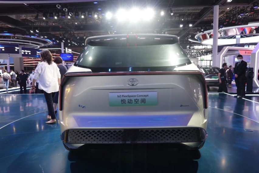 2023上海车展丨丰田bZ FlexSpace Concept悦动空间