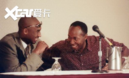 24年前，科比宣布参加选秀