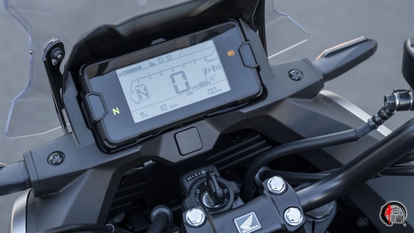 新车|售价不变新增配色:2023本田NC750X惬意骑行10.38万元