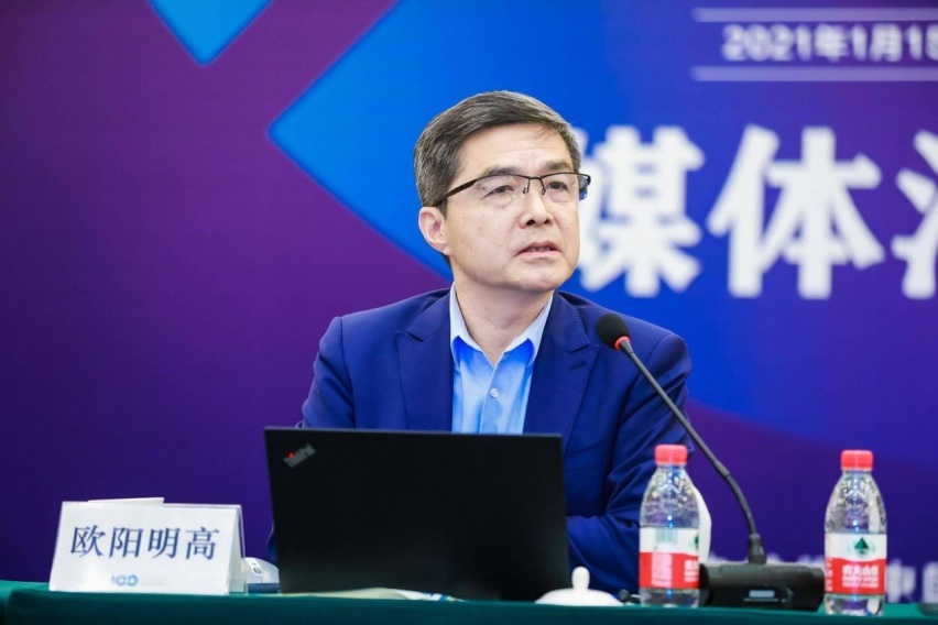 几何、极氪、极星、睿蓝、Smart之后，吉利再推银河，剑指何方？