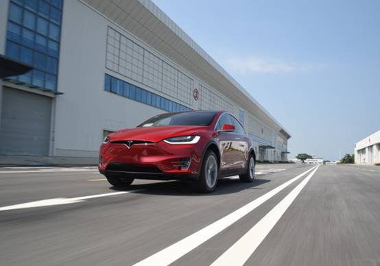蔚来ES8与特斯拉Model X，谁才能担负起电动SUV的未