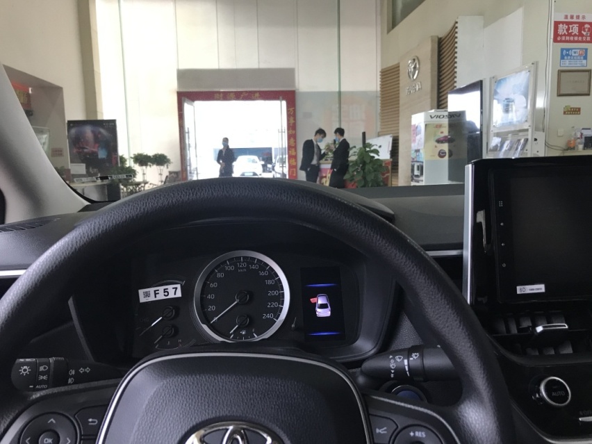 近期销量大跌，现在买车真能省一大笔钱吗？