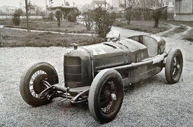 与布加迪Type 35不相上下！赛车界传奇1924年阿尔法·罗密欧P2