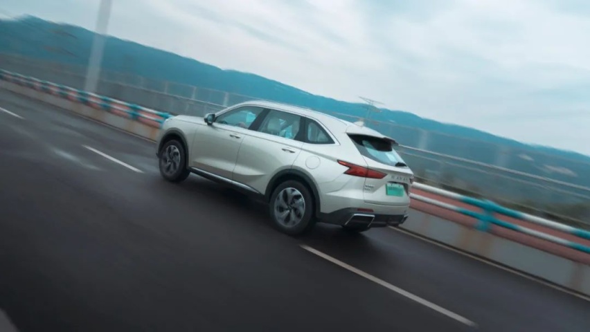 试驾哈弗枭龙MAX：动力堪比3.0T油车，底盘还有进步空间