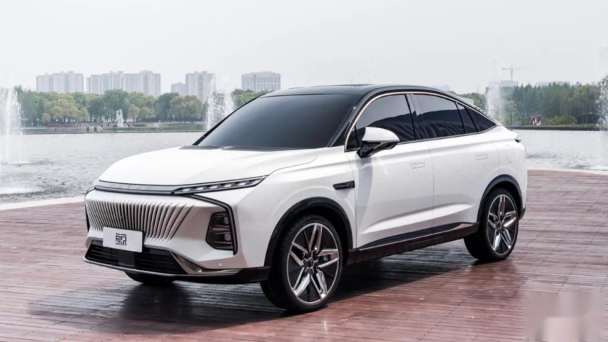 荣威设计风格再进化，全新跨界SUV“鲸”车展首发