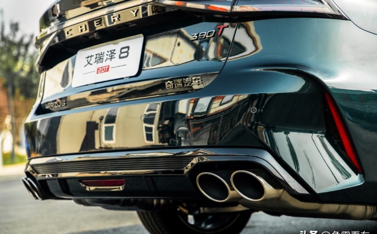 2.0T+四出排气 12.99万就能买到艾瑞泽8高能版 轩逸是对手？