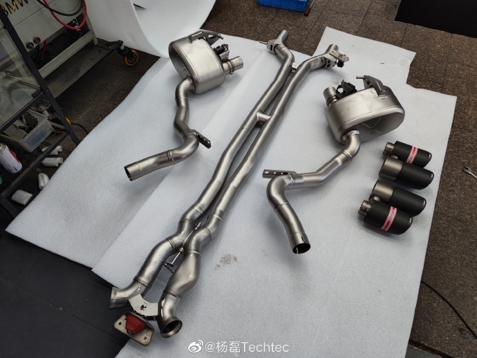 保时捷Panamera GTS改装Jbom天蝎排气+德国Techtec
