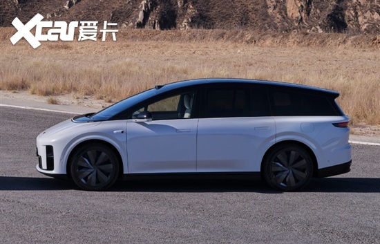理想i8开启预售 价格区间35-40万元